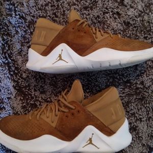 Men's size 9.5  Flight fresh Air Jordan's Michael Jordan
